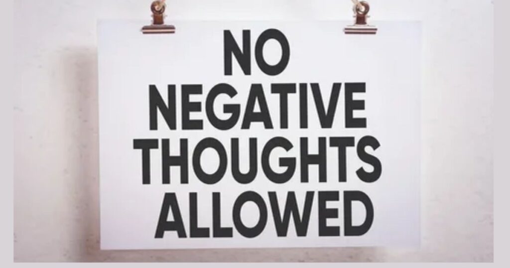 How to Use Quotes Effectively to Combat Negative Thoughts